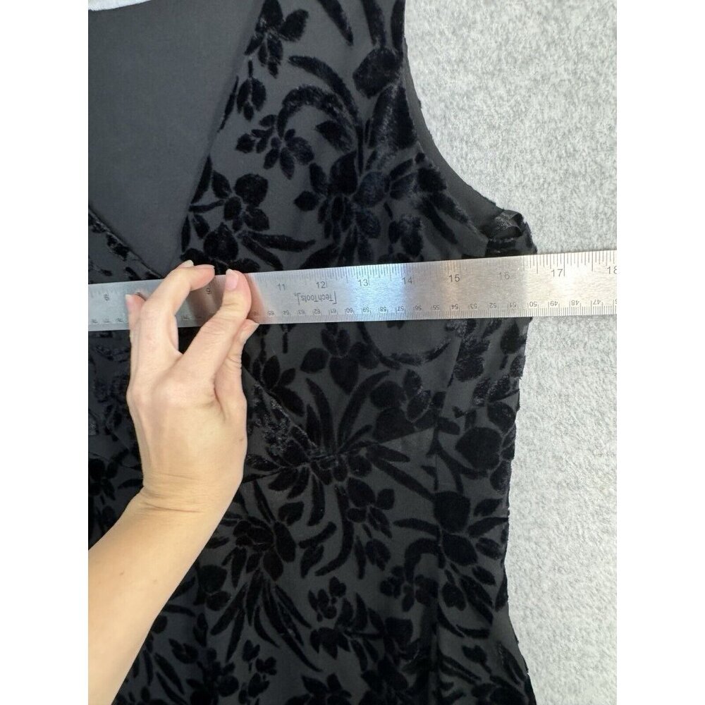 Ann Taylor Dress Black Velvet Sleeveless Open Back Mini Goth Y2K Sz 4 Floral EUC - Picture 15 of 15